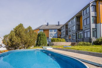 EA Hotel Lipno - outdoor pool