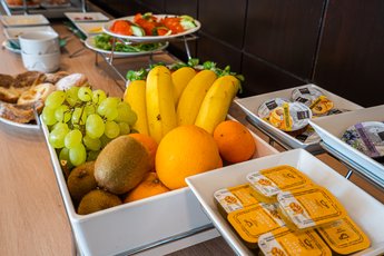 EA Hotel Lipno - завтрак в виде шведского стола